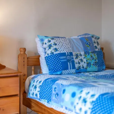 Prázdninový dům 3 Bed In Oc-w009 *